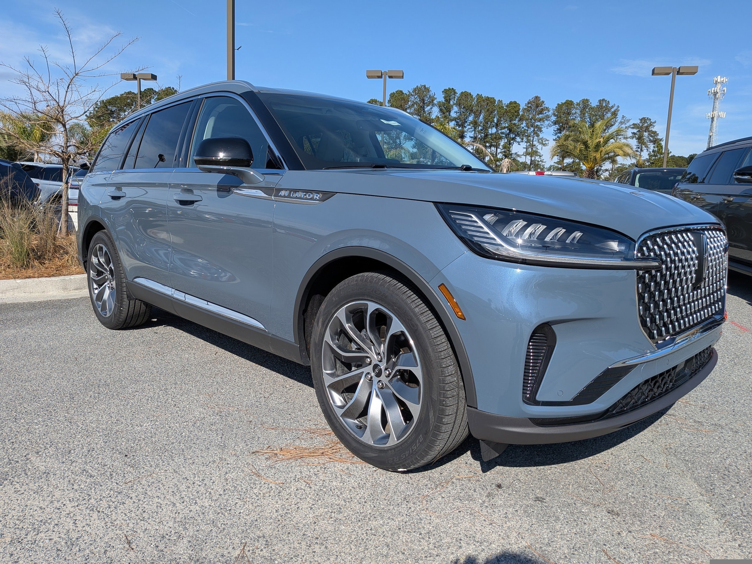 2025 Lincoln Aviator Reserve's photo