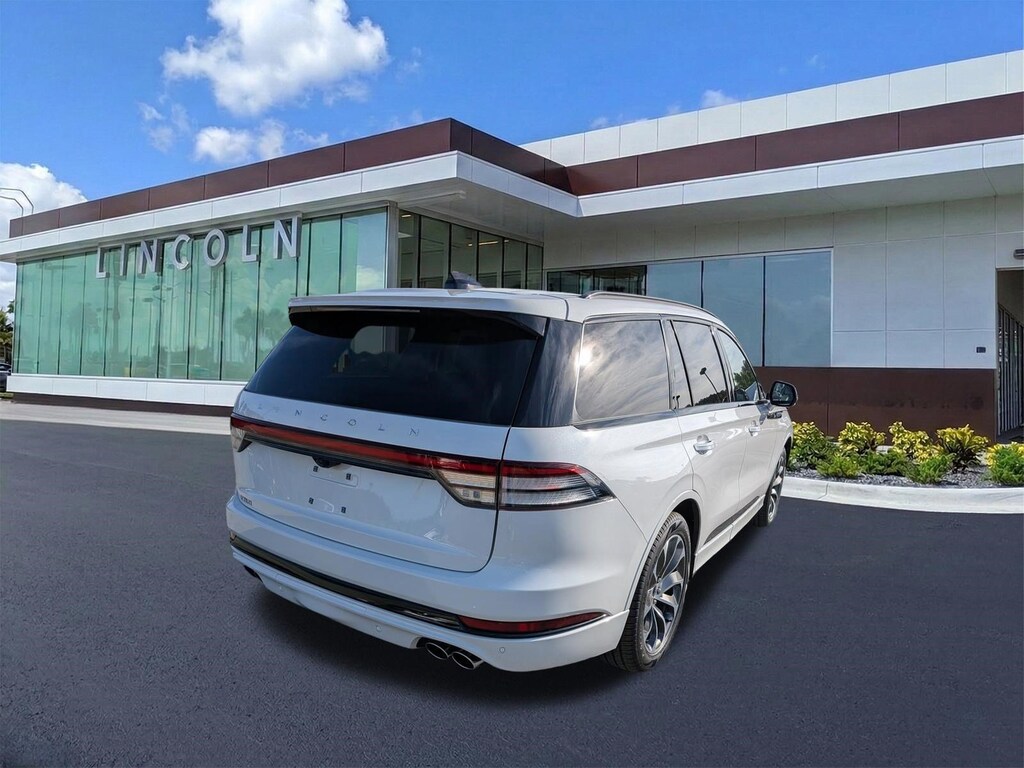 New 2026 Lincoln Aviator Premiere SUV