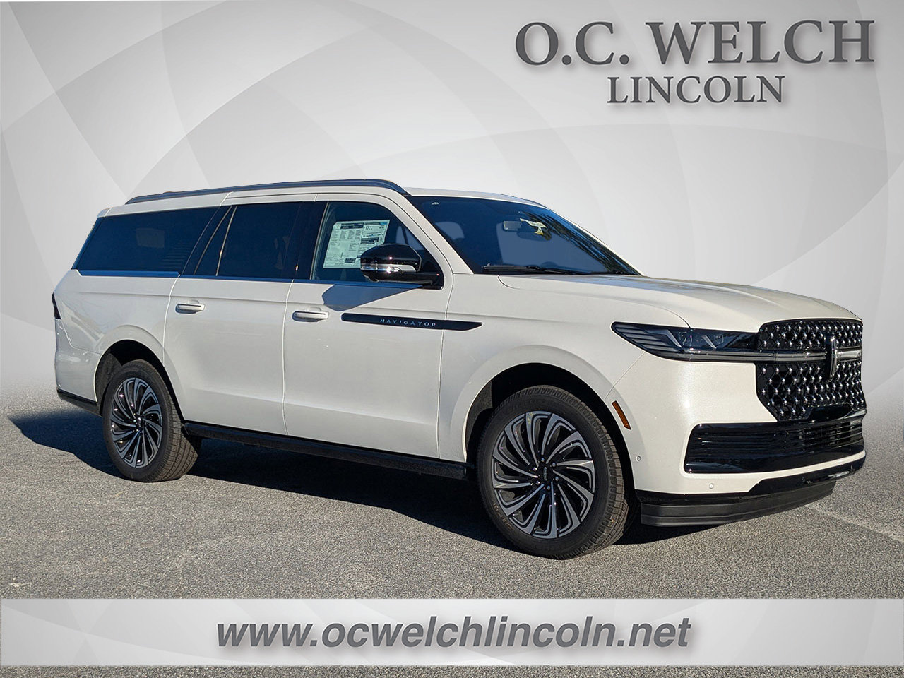 2025 Lincoln Navigator Black Label L's photo