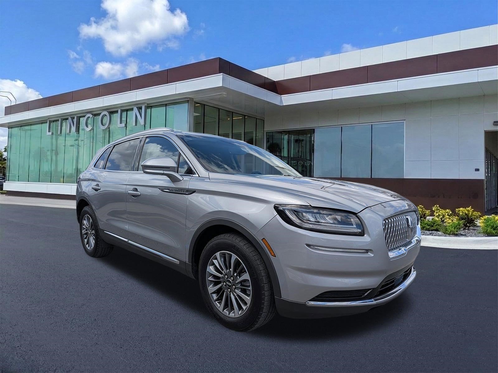 2023 Lincoln Nautilus Base