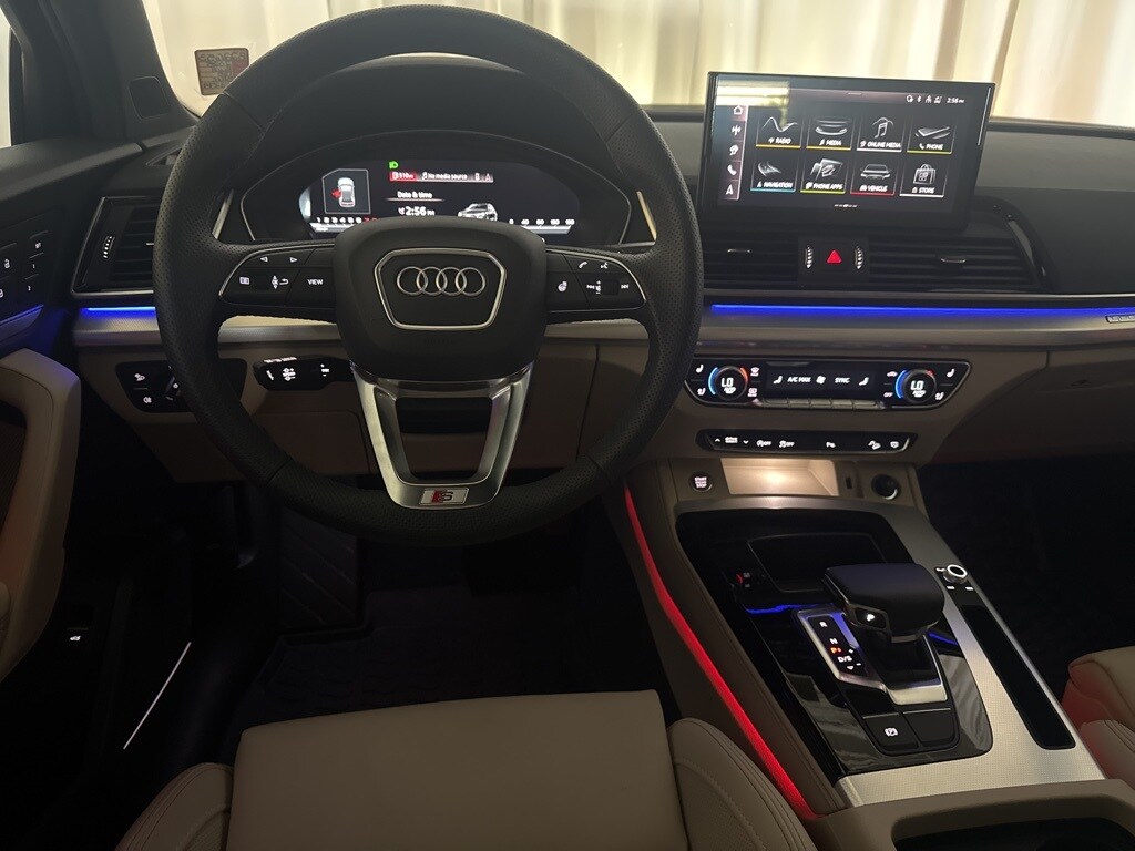 2025 Audi Q5 Sportback 45 S line Premium Plus photo 3