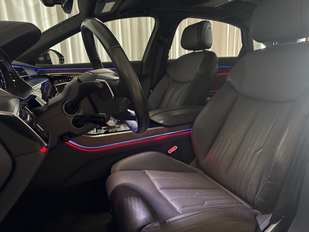 2021 Audi A8 L 55 photo 3