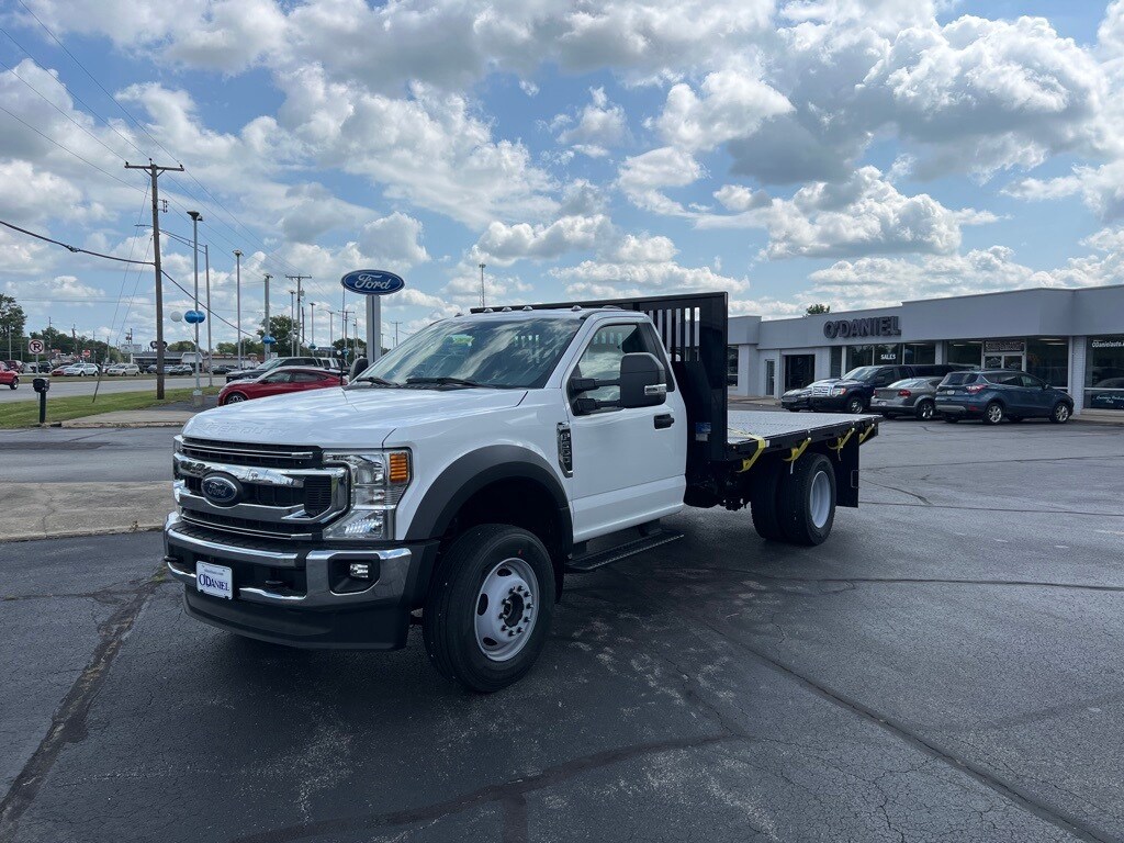 2022 Ford F-600 photo 4