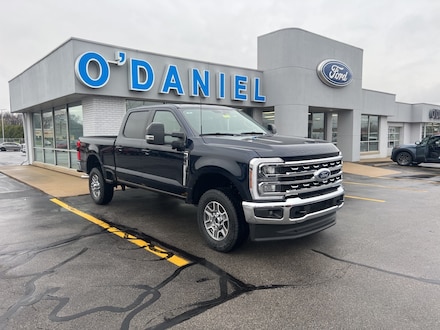 2025 Ford F-350SD Lariat Truck