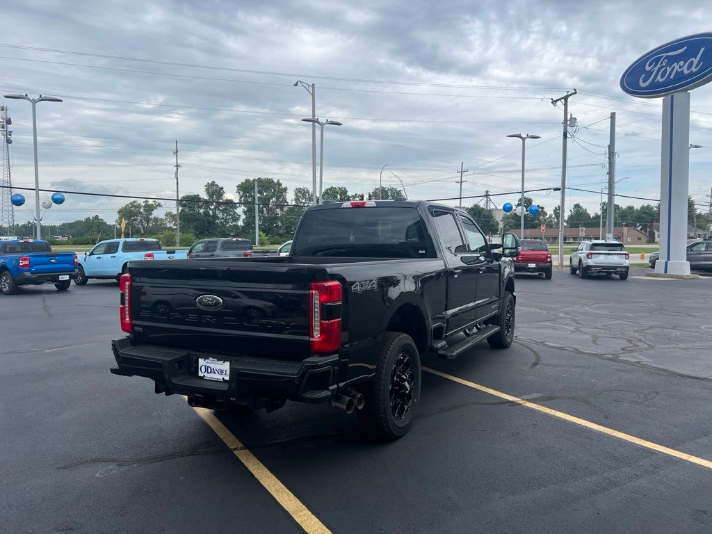 2026 Ford F-250 Super Duty XLT - Photo 6