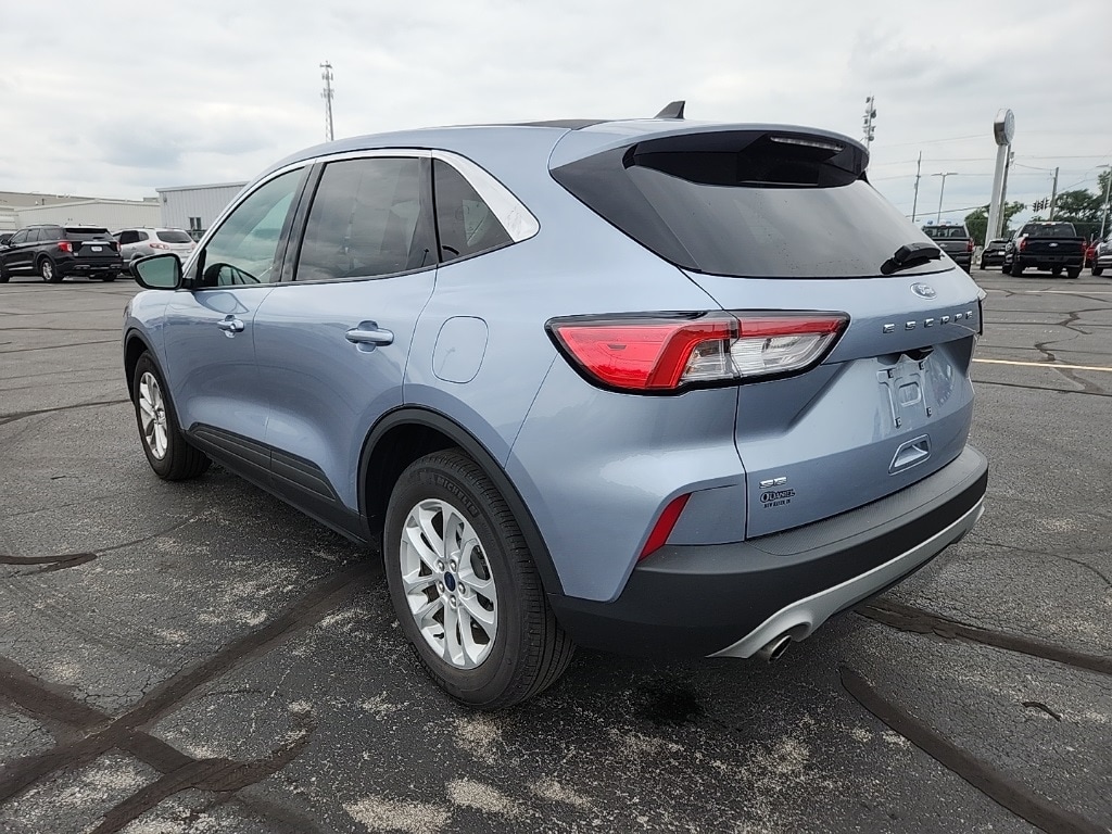 Used 2022 Ford Escape SE with VIN 1FMCU0G62NUB71033 for sale in New Haven, IN