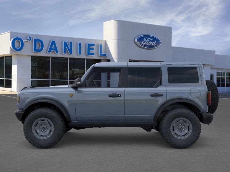 2025 Ford Bronco Badlands photo 3