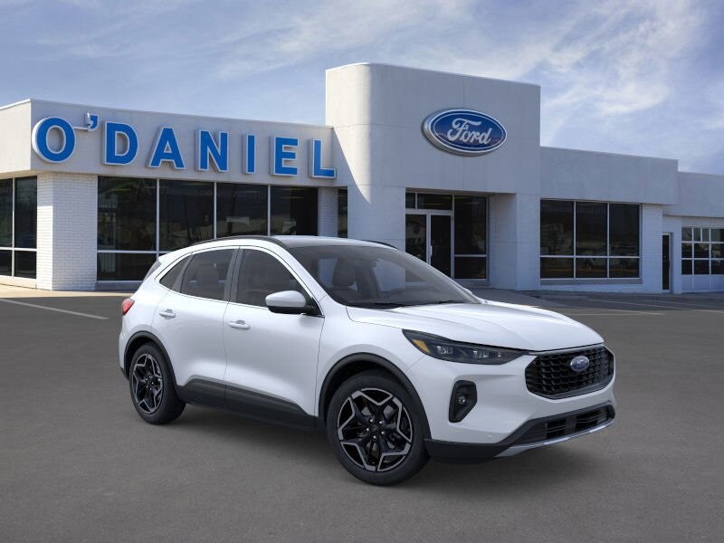 2026 Ford Escape Platinum's photo