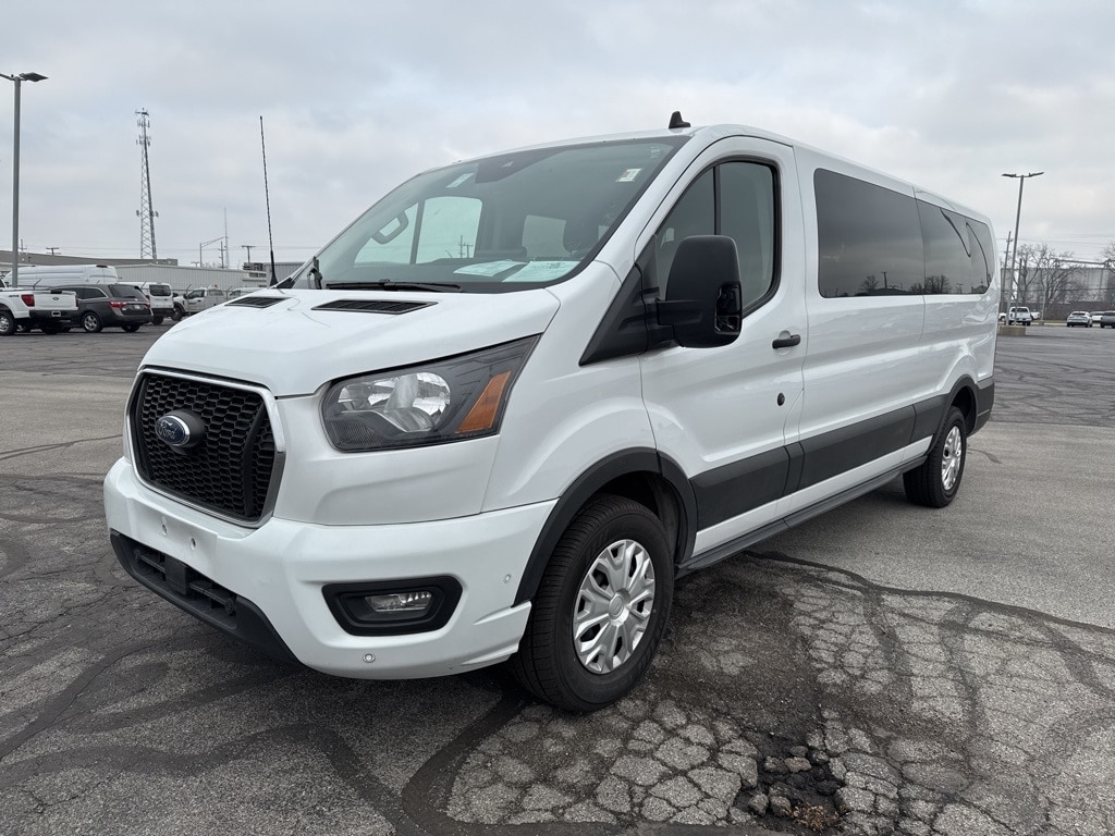 2023 Ford Transit photo 4