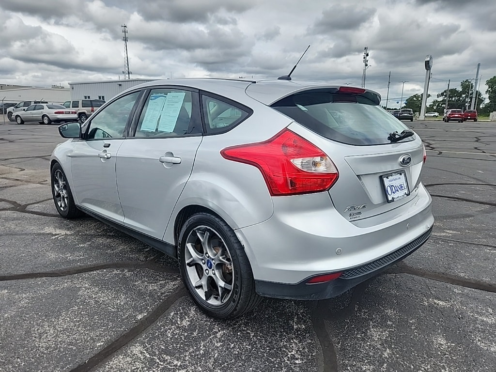Used 2014 Ford Focus SE with VIN 1FADP3K21EL280892 for sale in New Haven, IN