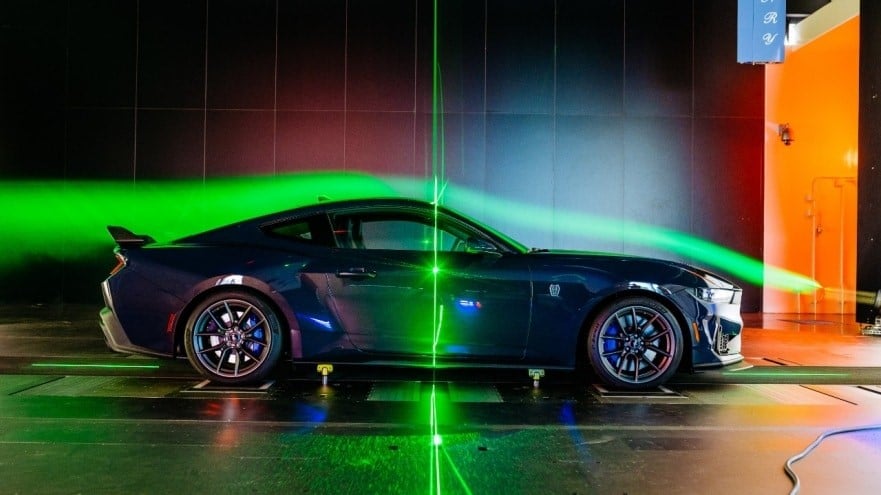 mustang dark horse.jpg