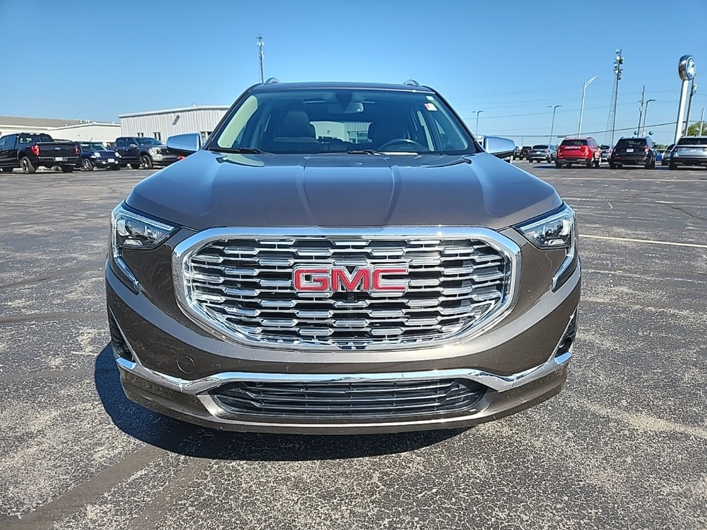 Used 2019 GMC Terrain Denali with VIN 3GKALXEX9KL137569 for sale in New Haven, IN