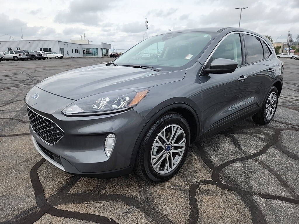 2022 Ford Escape SEL photo 4