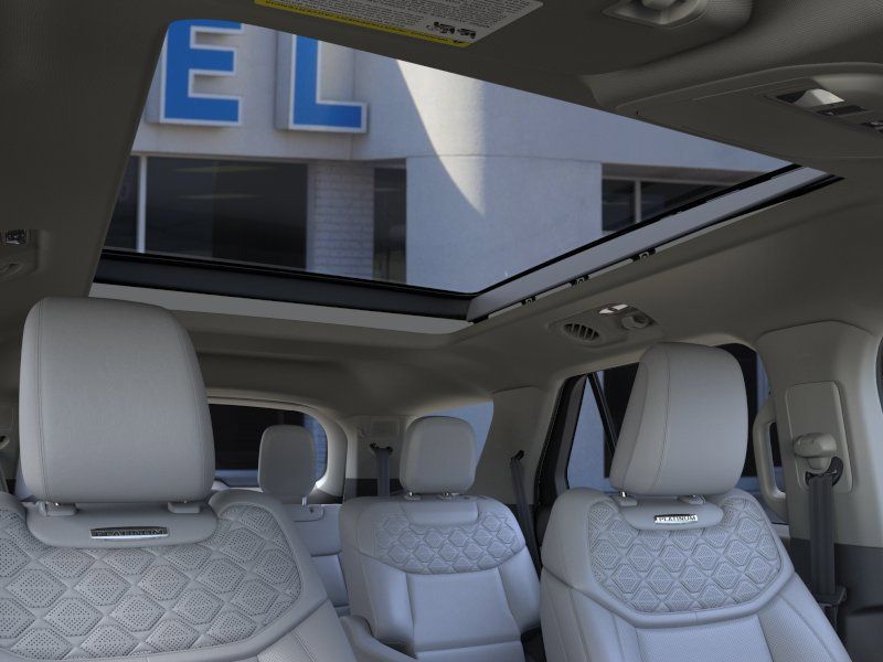 2026 Ford Explorer Platinum - Photo 11