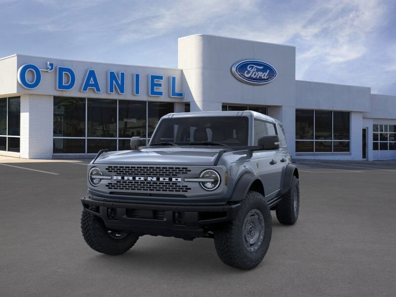 2025 Ford Bronco Badlands photo 2