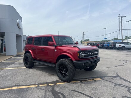 2026 Ford Bronco Outer Banks SUV