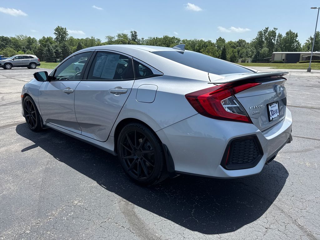 Used 2018 Honda Civic Si with VIN 2HGFC1E56JH700017 for sale in New Haven, IN