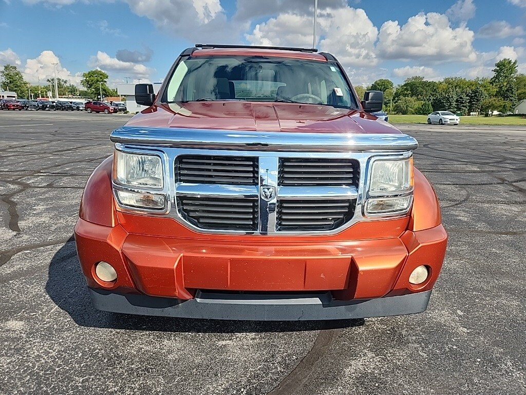 2008 Dodge Nitro SXT photo 3