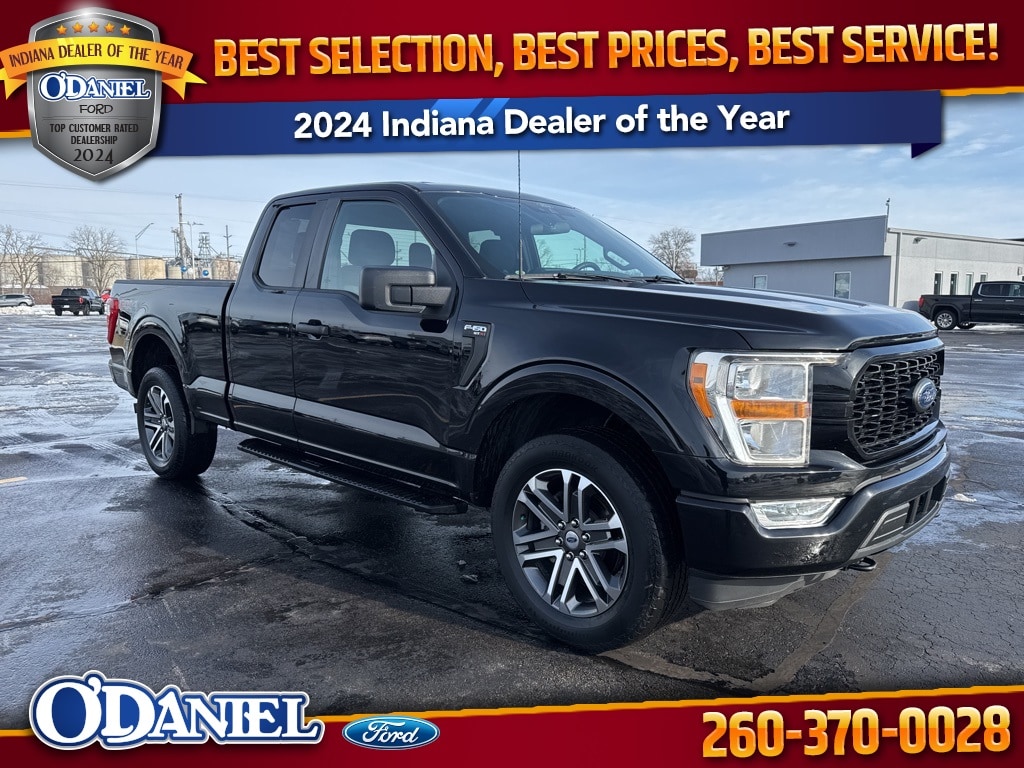 2021 Ford F-150 XL's photo