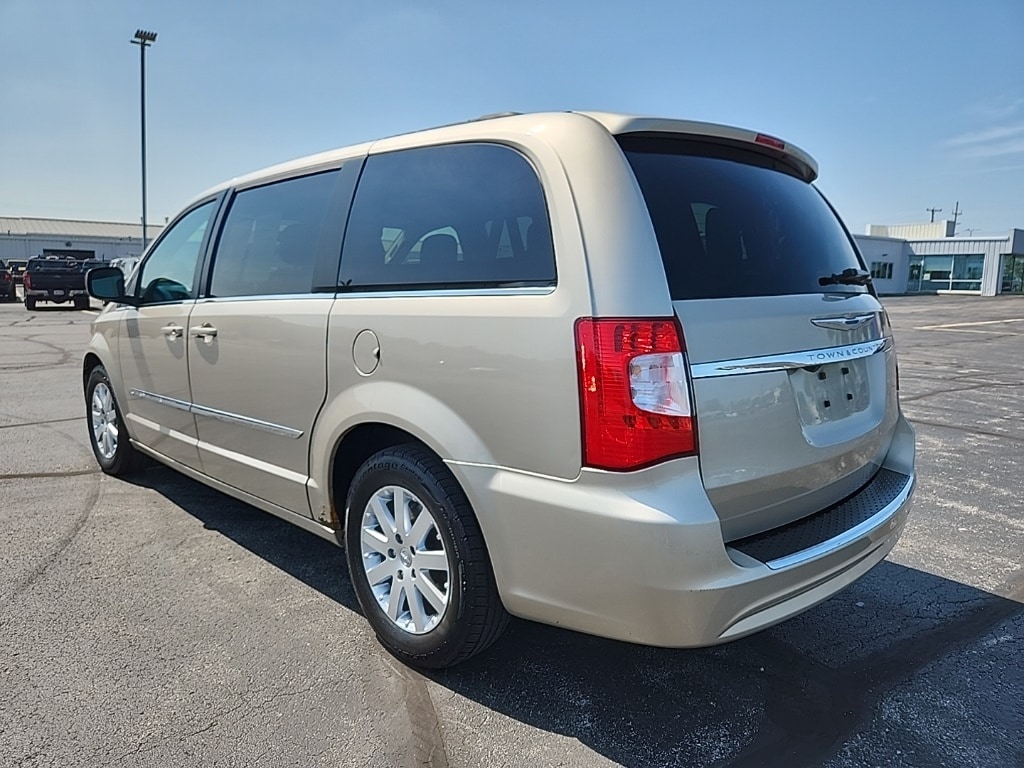 Used 2012 Chrysler Town & Country Touring with VIN 2C4RC1BG3CR246422 for sale in New Haven, IN
