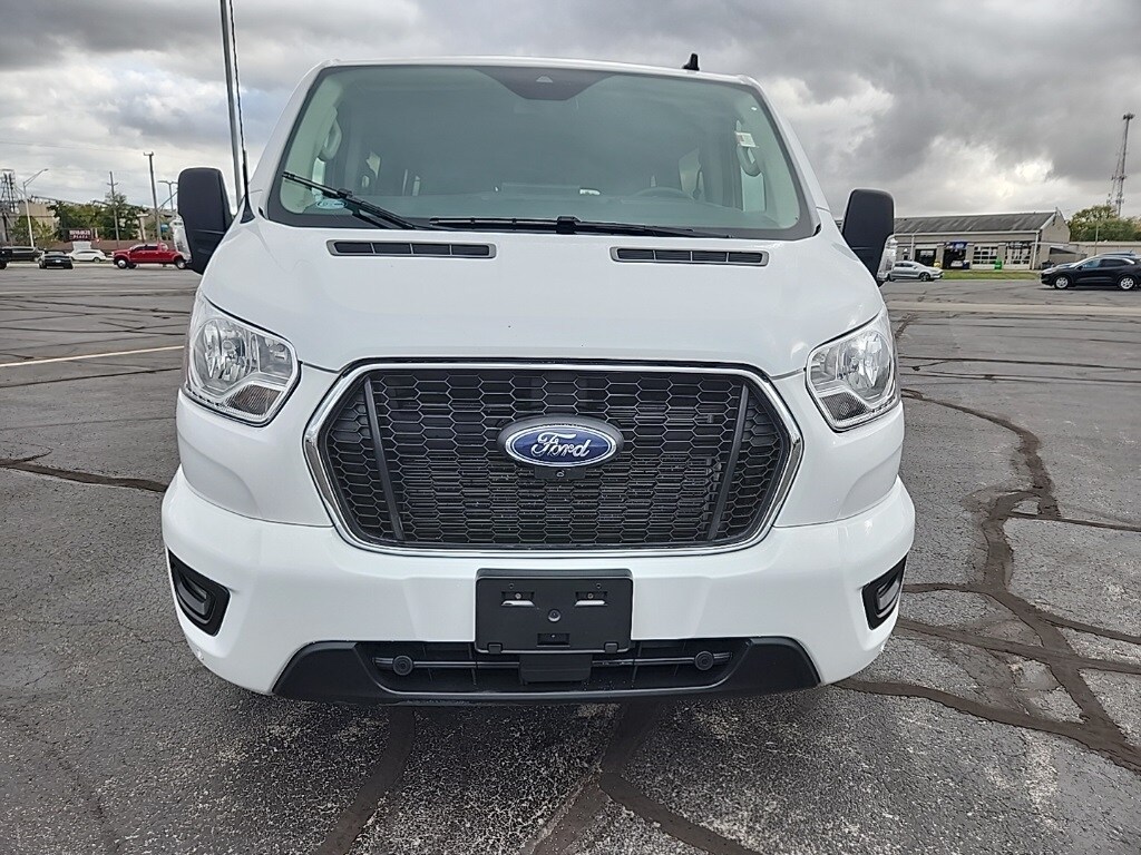 2022 Ford Transit Passenger XL photo 4