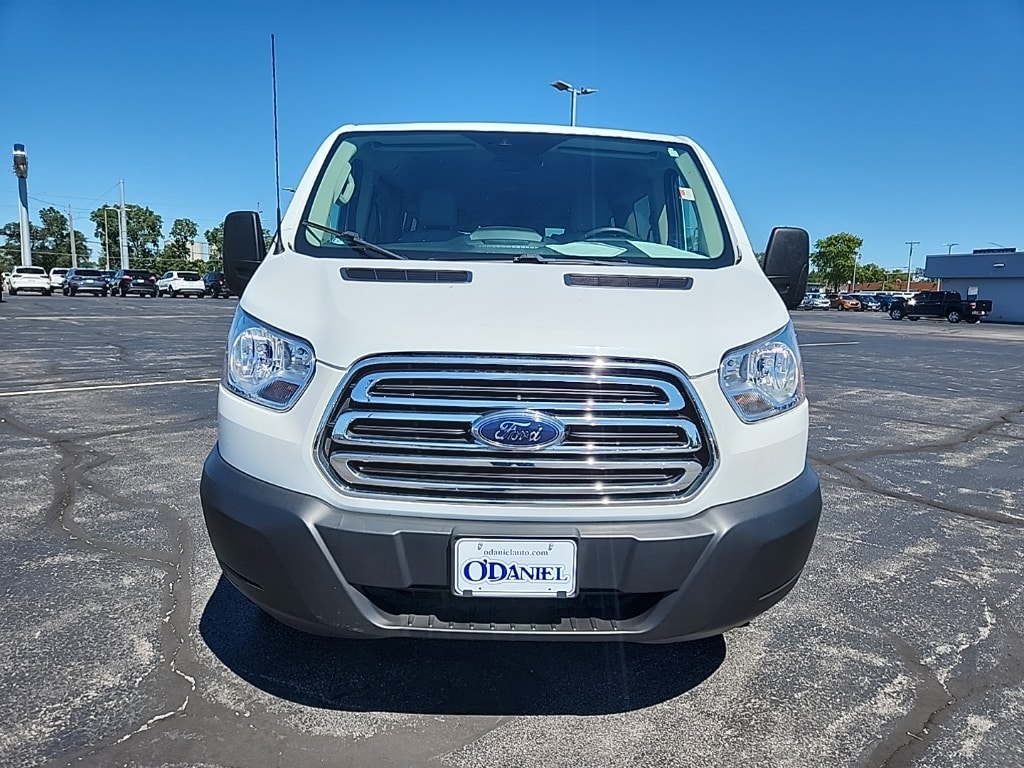 Used 2019 Ford Transit Passenger Van XLT with VIN 1FBZX2ZM4KKA47192 for sale in New Haven, IN