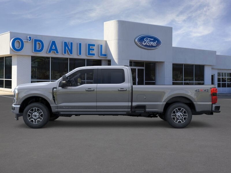 2026 Ford F-250 Lariat photo 4