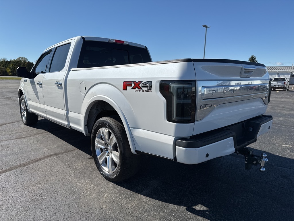 2016 Ford F-150 Platinum photo 2