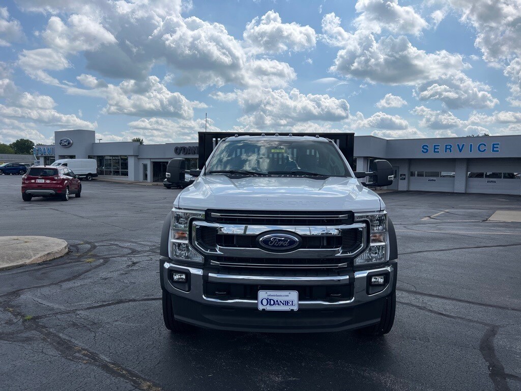 2022 Ford F-600 photo 3