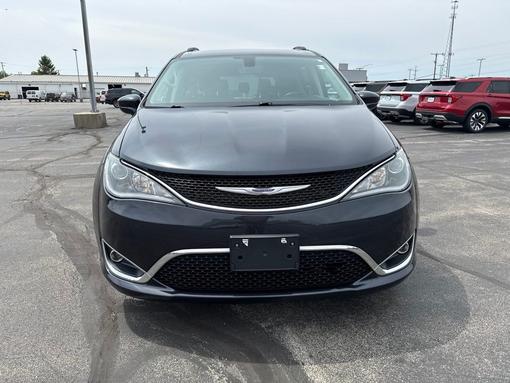 Used 2020 Chrysler Pacifica Touring L Van Passenger Van