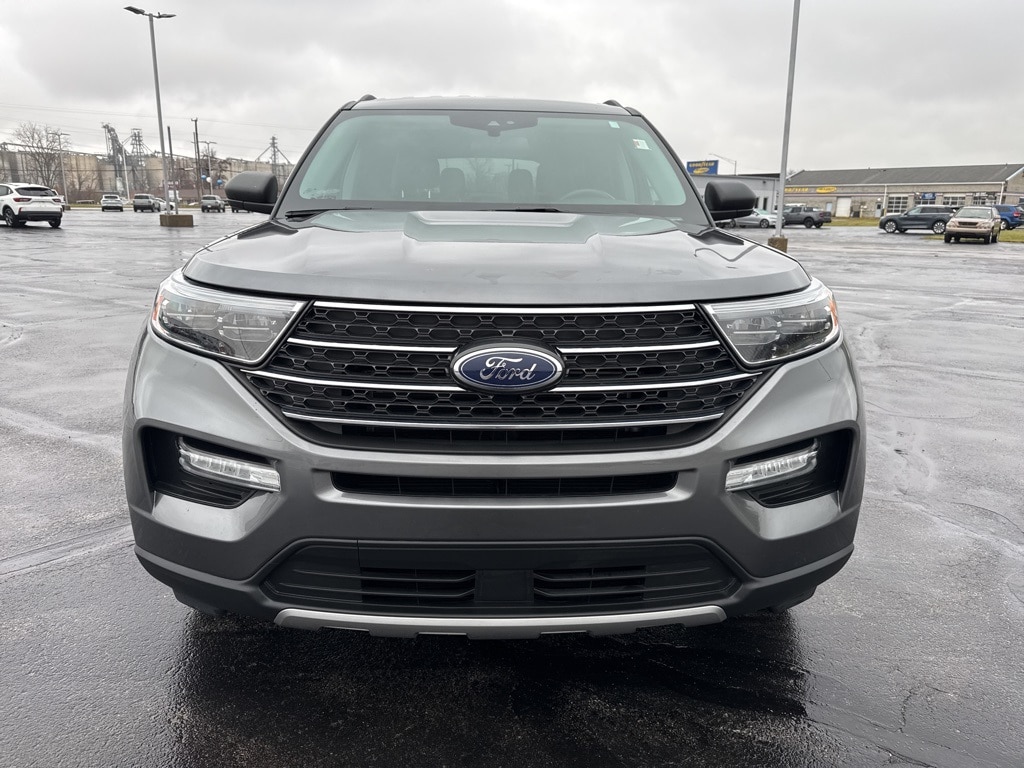 2022 Ford Explorer XLT photo 3