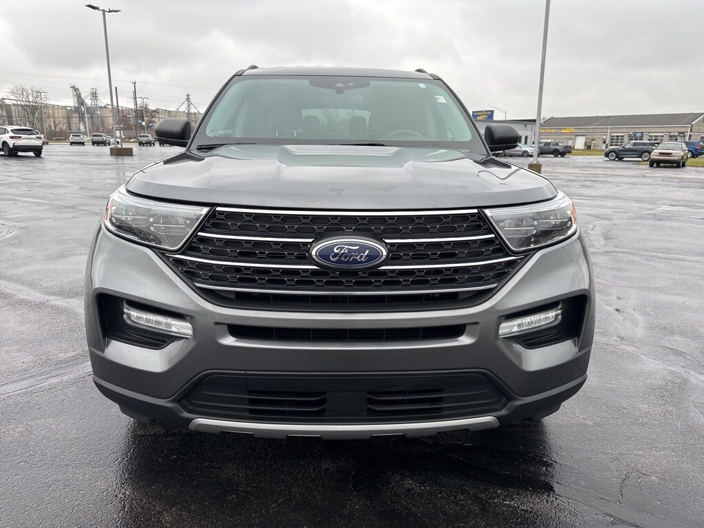 2022 Ford Explorer XLT photo 3