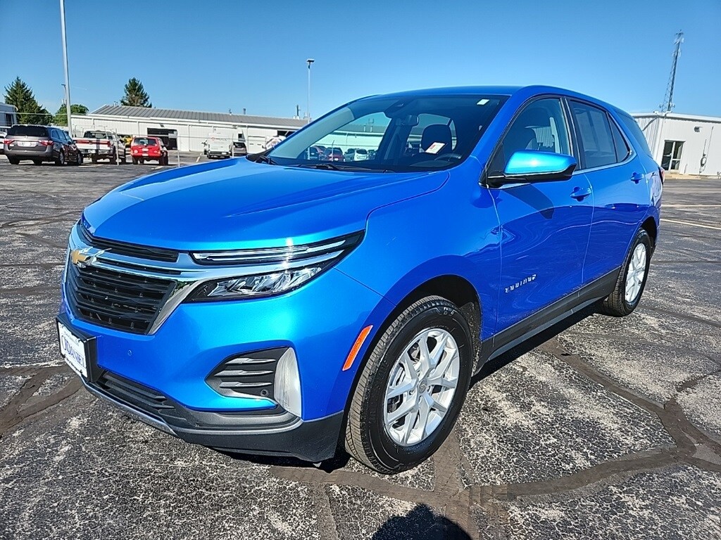 2024 Chevrolet Equinox LT photo 4