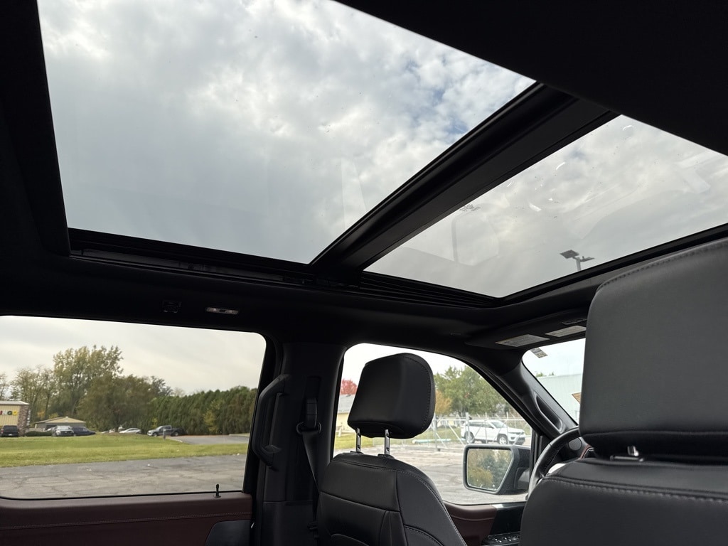 Used 2023 Ford F-150 Lariat Truck SuperCrew Cab