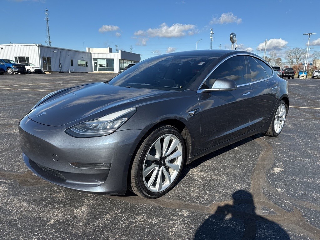 2019 Tesla Model 3 Standard Range Plus photo 4