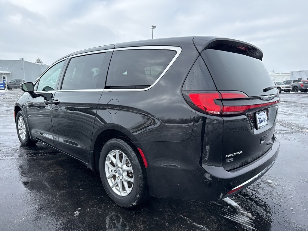 Used 2024 Chrysler Pacifica Touring L Van Passenger Van