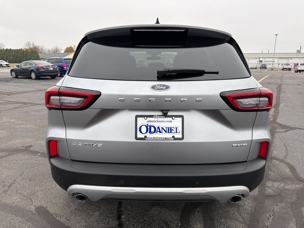 2024 Ford Escape Active photo 2