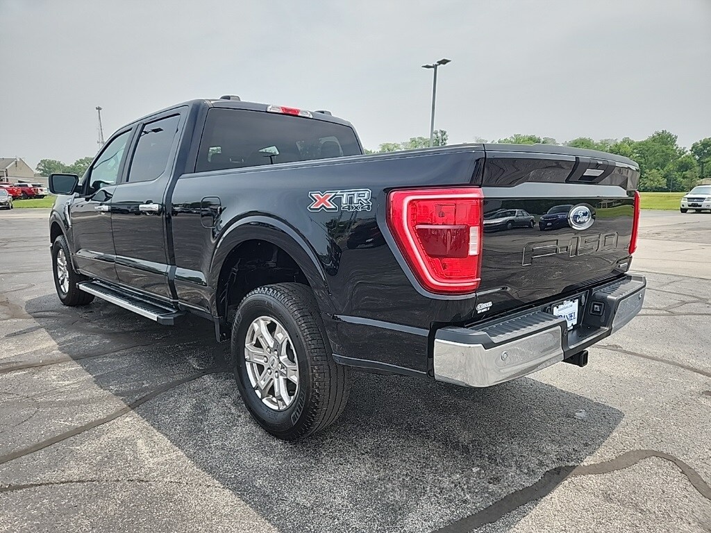 2023 Ford F-150 XLT photo 2