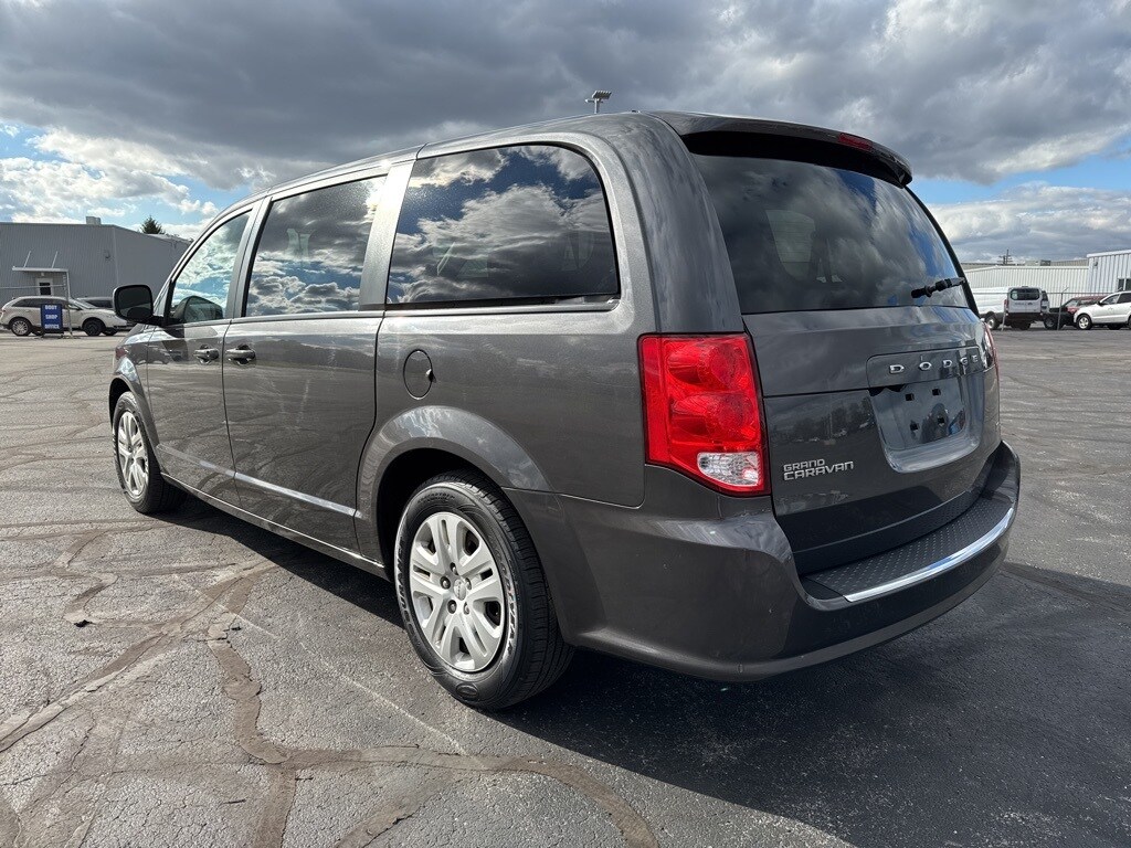 Used 2018 Dodge Grand Caravan SE Van Passenger Van