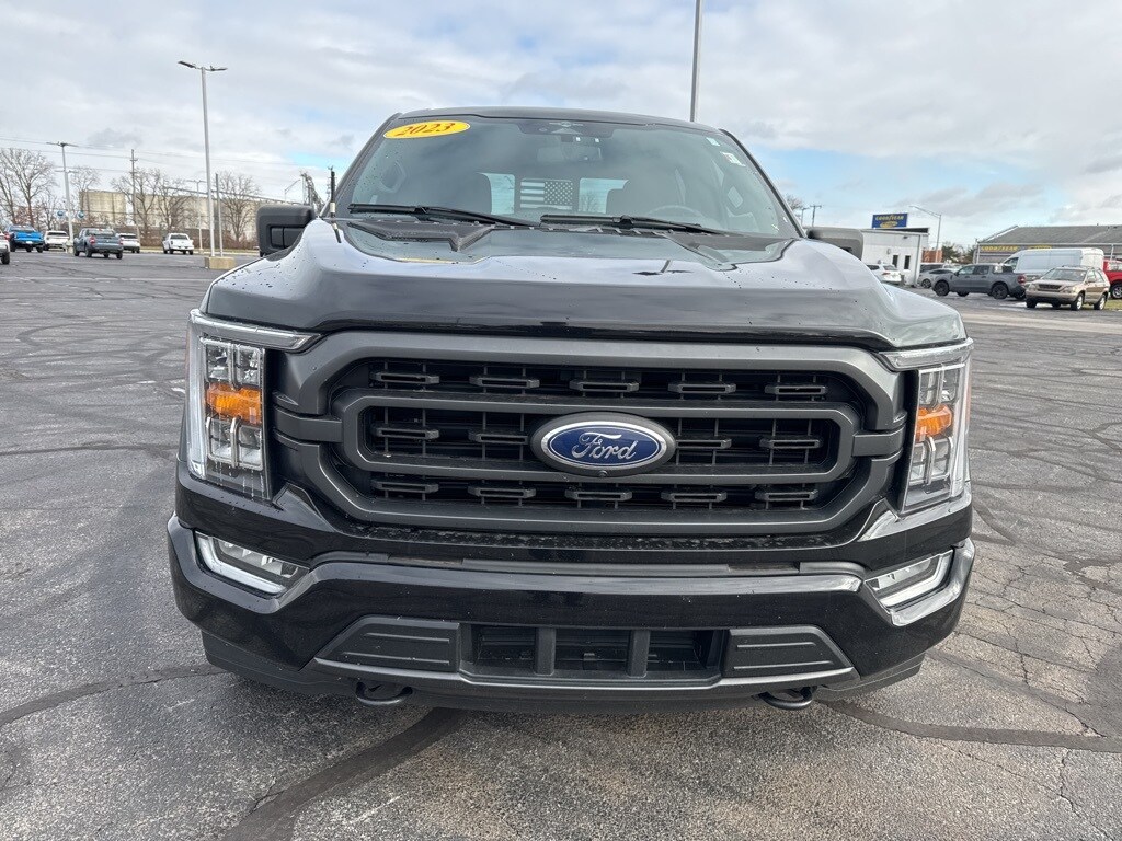 2023 Ford F-150 XLT photo 3