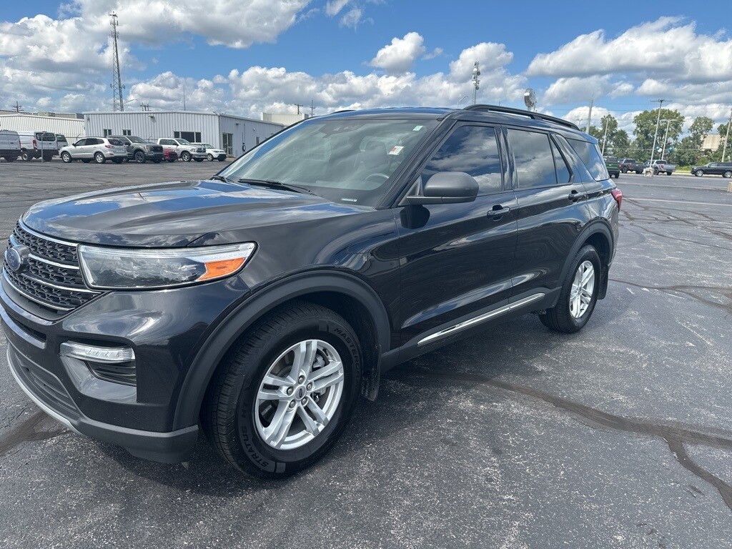 2020 Ford Explorer XLT photo 3
