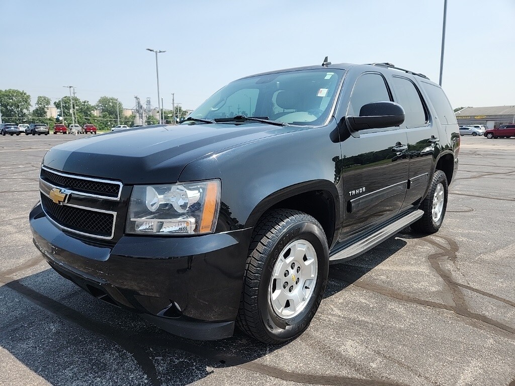 2014 Chevrolet Tahoe LT photo 4
