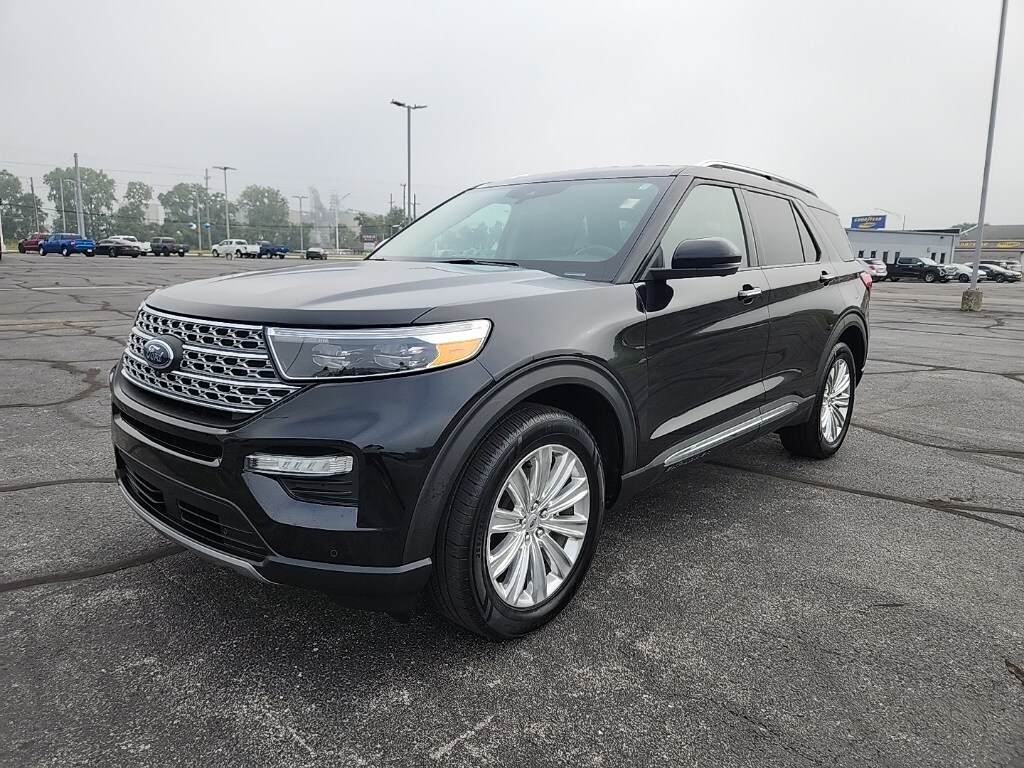 2020 Ford Explorer Limited photo 2