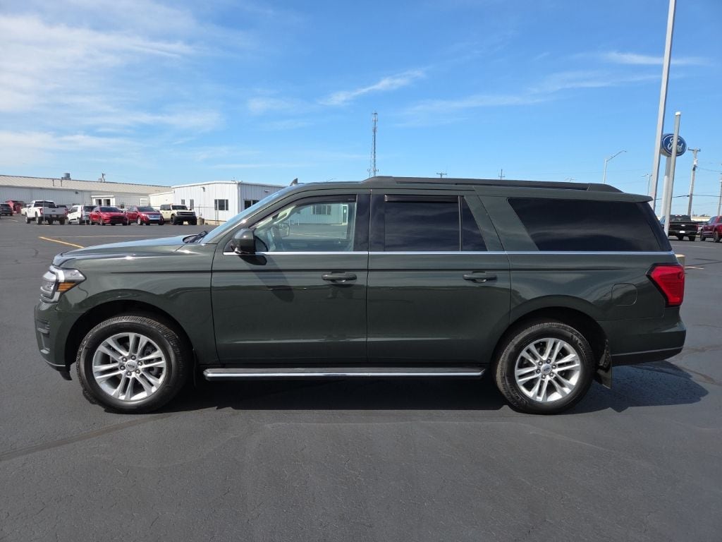 Used 2022 Ford Expedition Max XLT SUV