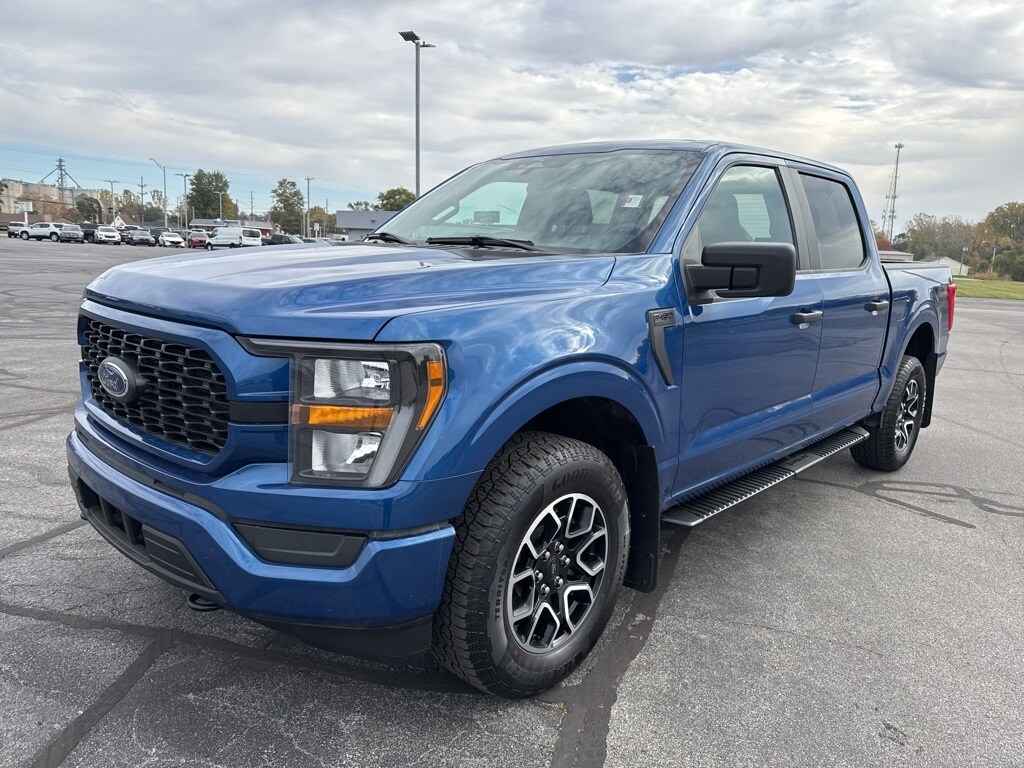 2023 Ford F-150 XL photo 3