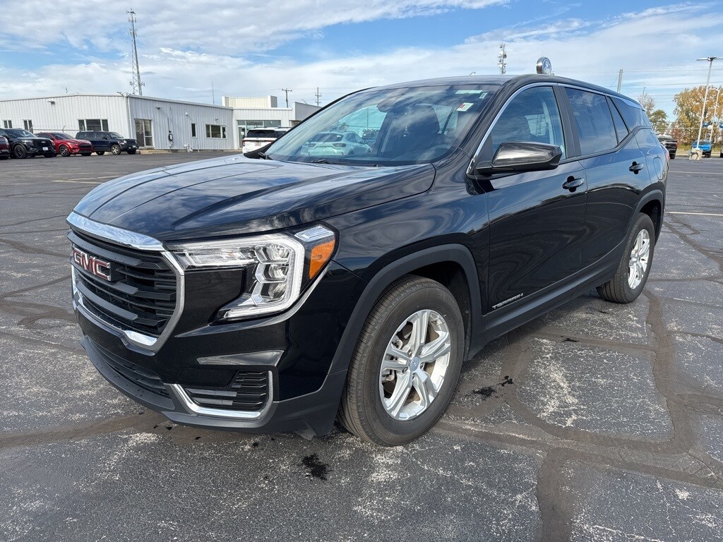 2024 Gmc Terrain SLE photo 4