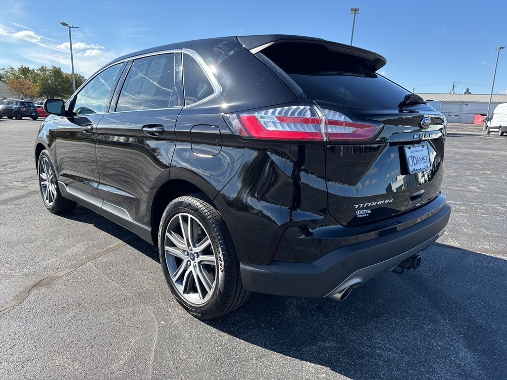 Used 2022 Ford Edge Titanium SUV