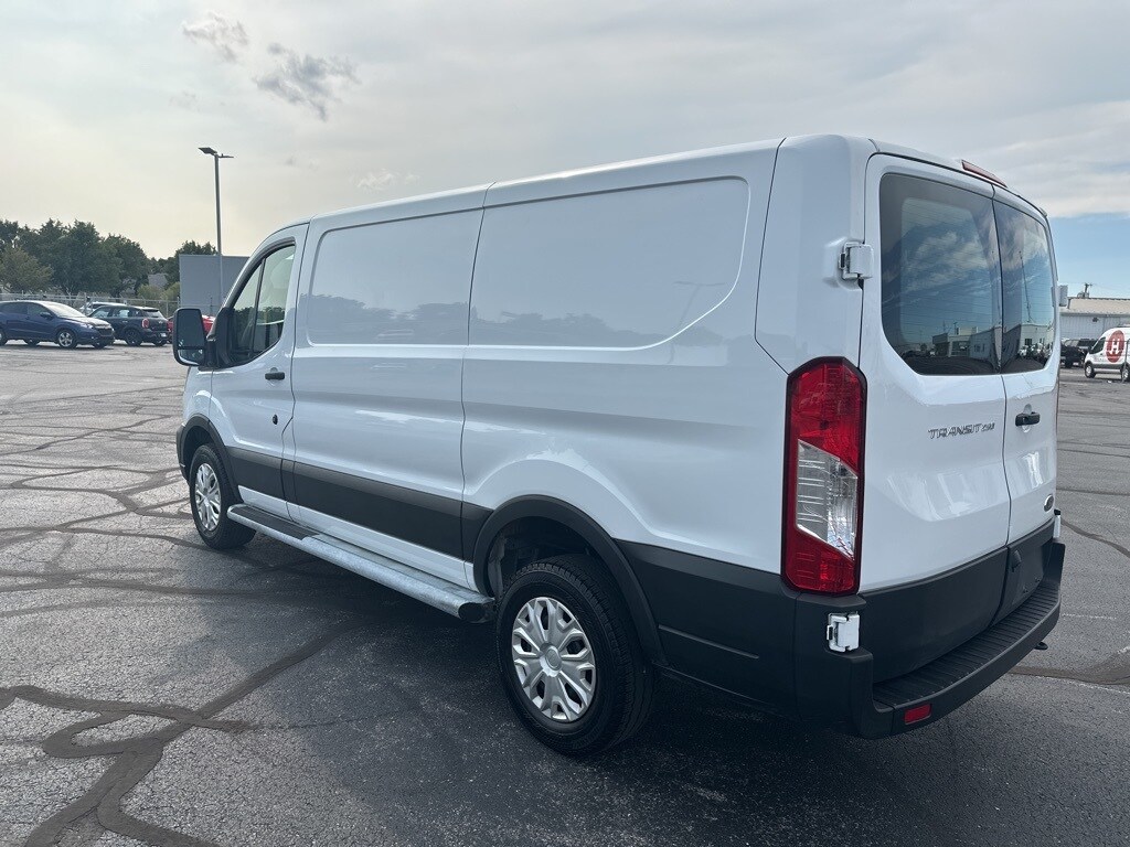 2023 Ford Transit photo 2