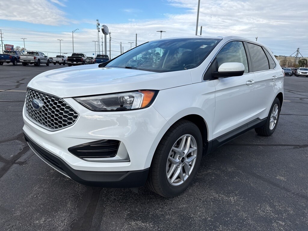 Used 2024 Ford Edge SEL SUV