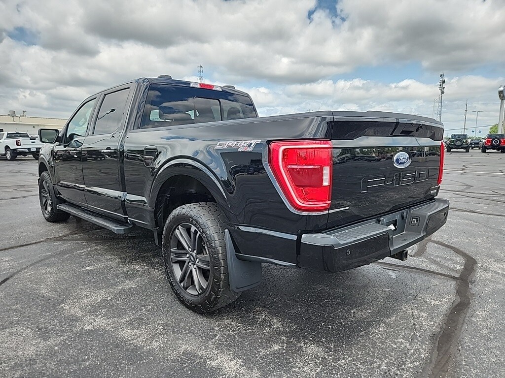 2022 Ford F-150 XLT photo 2